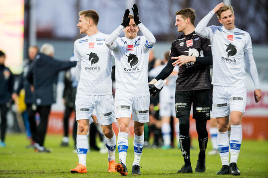 Kristoffer Løkberg and goalkeeper Even Barli of Ranheim