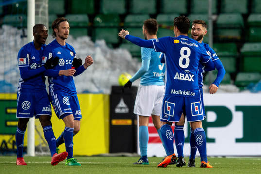 Sundsvalls David Batanero och Jonathan Tamimi Syberg jublar