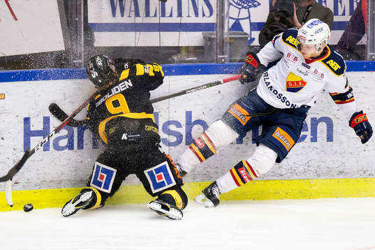 Skellefteås Tim Söderlund och Djurgårdens Andreas
