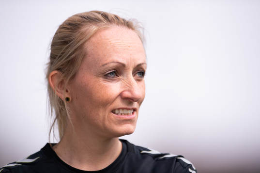 Kristianstads tränare Elisabet Gunnarsdóttir agerar