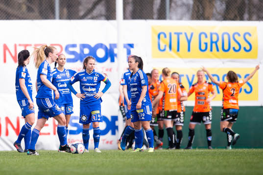 Kristianstads Therese Ivarsson jublar medan Vittsjös