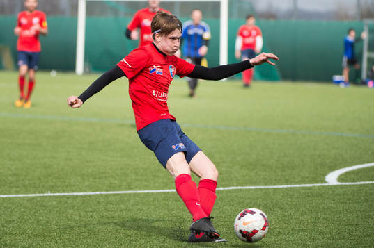 Bjärreds Erik Wikermark gör 3-1 mål