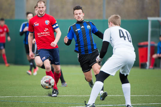 Bjärreds Tobias Jönsson, Lilla Torgs  Nikola Zivanovic