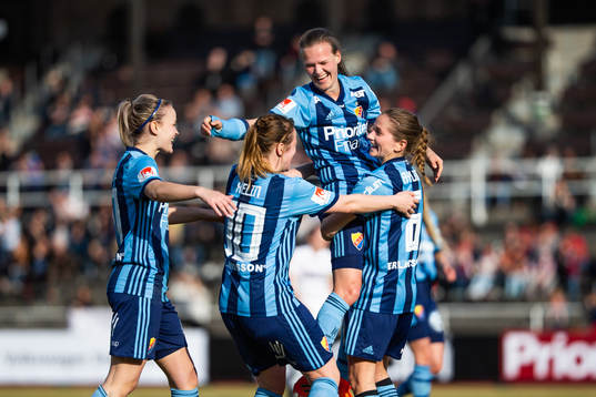 Bläddra bland fler bilder av Fotboll, Damallsvenskan, Djurgården - Eskilstuna