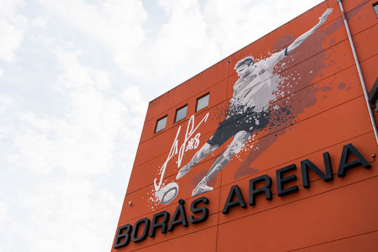 Målning på Borås arena på Anders Svensson