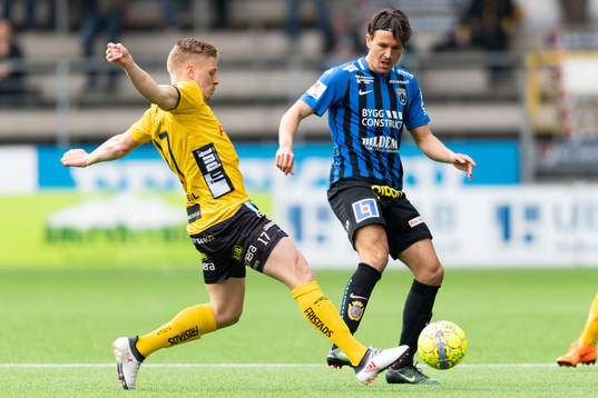 Sirius Stefano Vecchia och Elfsborgs Per Frick