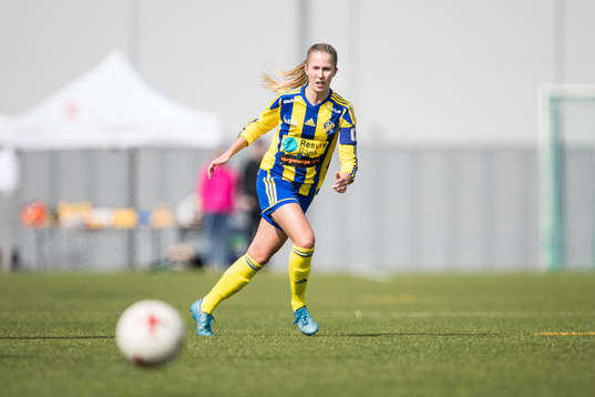Eskilsminnes Julia Nyberg Spets