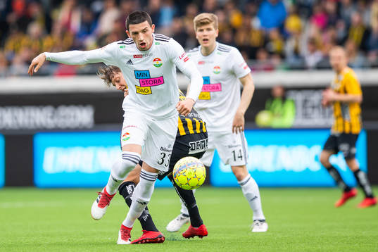 Dalkurds Irfan Jasarevic och Häckens Viktor Lundberg i