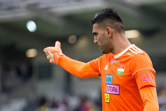 Dalkurds målvakt Abdulaziz Demircan