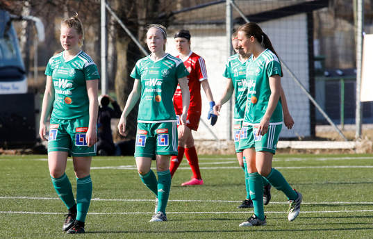 Mallbackens Hedvig Petterson, Sussi Skålberg, Amanda