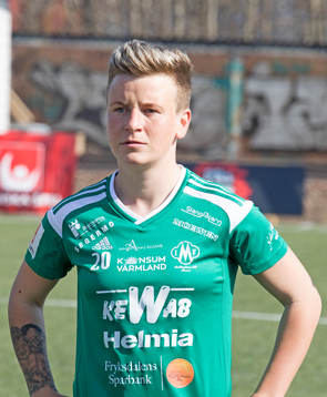 Mallbackens Andy Herczeg före fotbollsmatchen i Elitettan