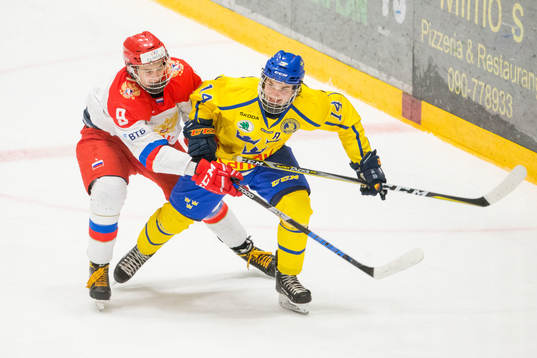 Rysslands Ivan Didkovski jagar Sveriges William Eklund