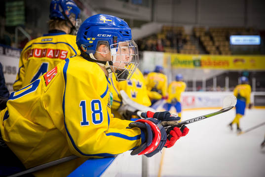 Sveriges Elliot Ekmark deppar