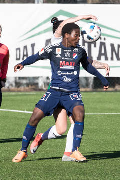 Kvarnsvedens  Temwa Chawinga   i fotbollsmatchen i dam