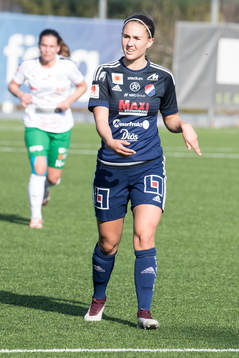 Kvarnsvedens  Lovisa Lennartsson  i fotbollsmatchen i dam