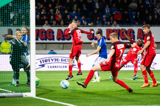 Peter Orry Larsen of Brann with a chance in front of