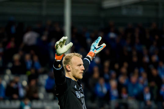 Goalkeeper Aslak Falch of Sarpsborg 08