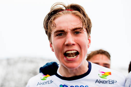 Kristian Thorstvedt of Viking celebrates 1-0