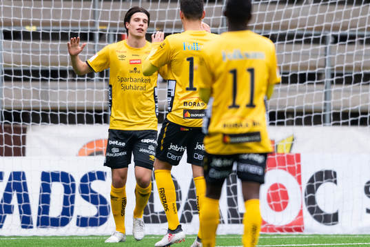Elfsborgs Joakim Engström jublar