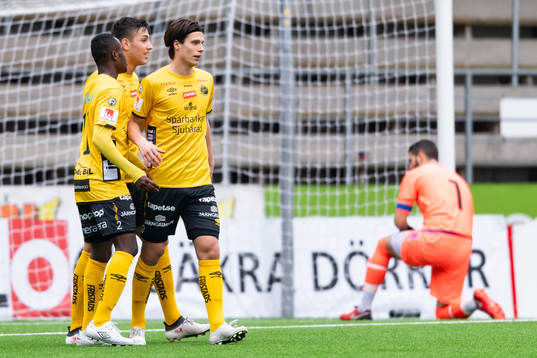 Elfsborgs Joakim Engström jublar