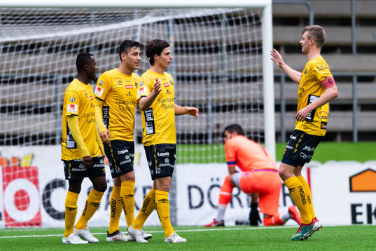 Elfsborgs Joakim Engström jublar