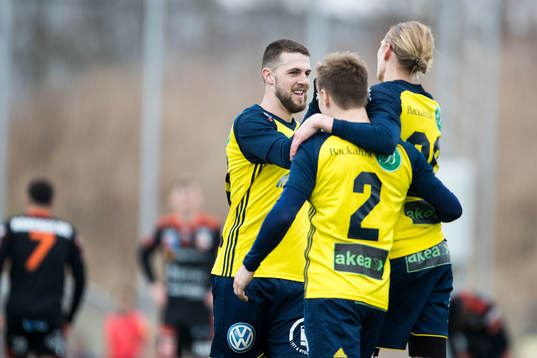 Ängelholms Oliver Stojanovic Fredin jublar