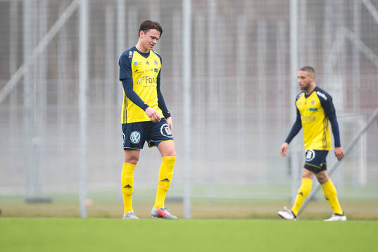 Ängelholms Marwin Leidewall deppar