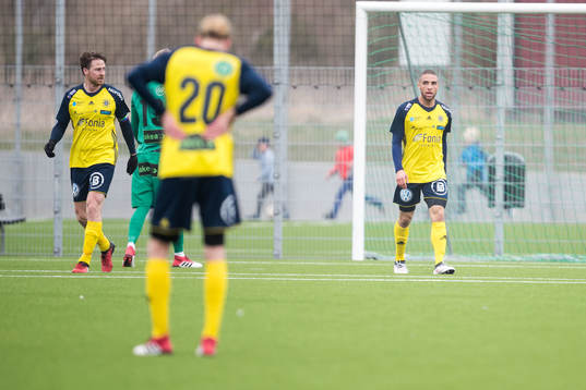 Ängelholms Björn Westerblad (v), Andreas Karlsson (ryggen