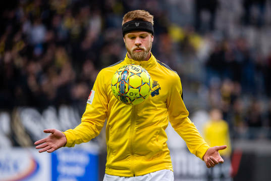 s Daniel Sundgren före fotbollsmatchen i Allsvenskan