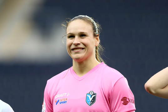 Växjös målvakt Katlynn Fraine  innan fotbollsmatchen i