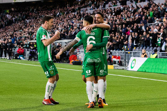 Hammarbys Imad Khalili jublar