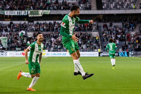 Hammarbys Imad Khalili jublar