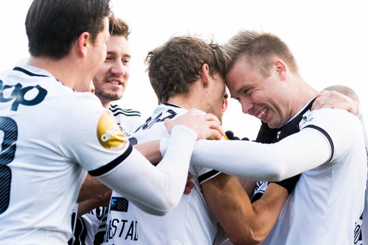 Alexander Toft Søderlund of Rosenborg celebrates the 1-0