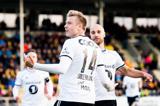Alexander Toft Søderlund and Tore Reginiussen of Rosenborg
