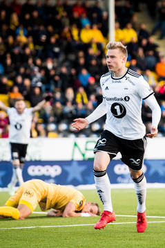 Alexander Toft Søderlund of Rosenborg celebrates the 1-0