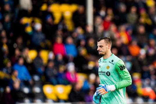 Goalkeeper Zoran Popovic of Bodø/Glimt