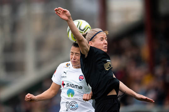 Rosengårds Alexandra Lowe Riley och Göteborgs Olivia