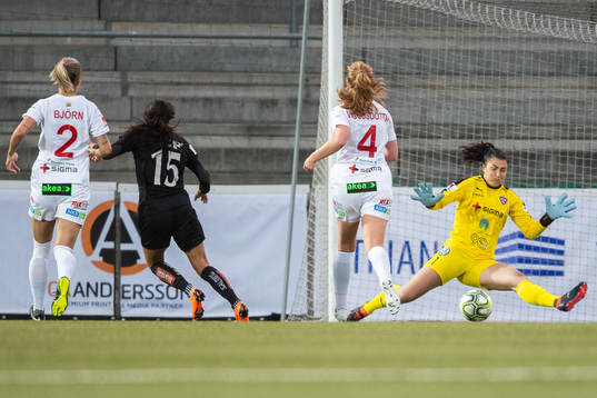 Göteborgs Christen Press gör 0-1 bakom Rosengårds