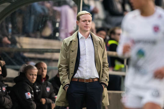 Rosengårds tränare Jonas Eidevall deppar