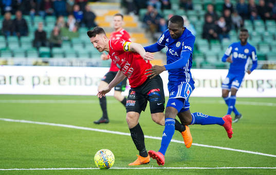 Trelleborgs Alexander Blomqvist täcker Sundsvalls Peter