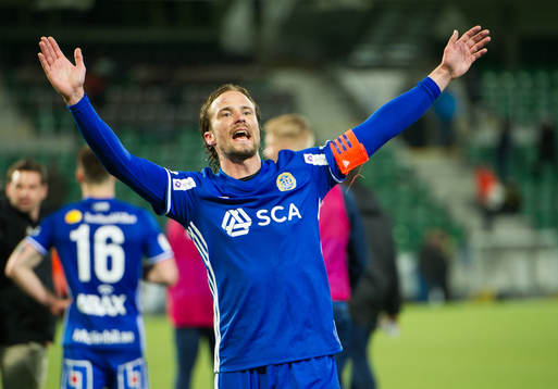 Sundsvalls Linus Hallenius jublar