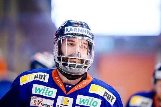 Växjös Linus Fröberg med visir