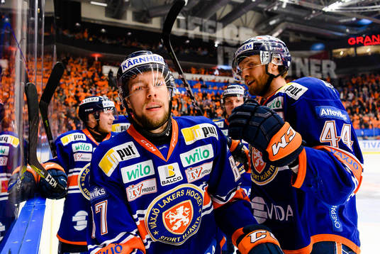 Växjös Robert Rosén jublar