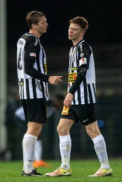 Landskronas Dennis Olofsson och Philip Andersson deppar