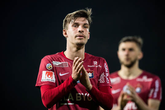 Örgrytes Daniel Paulson tackar publiken