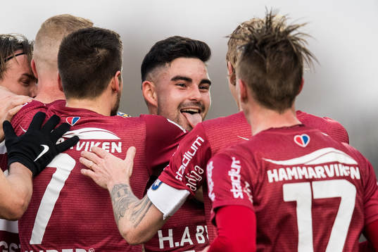 Örgrytes Diego Montiel jublar