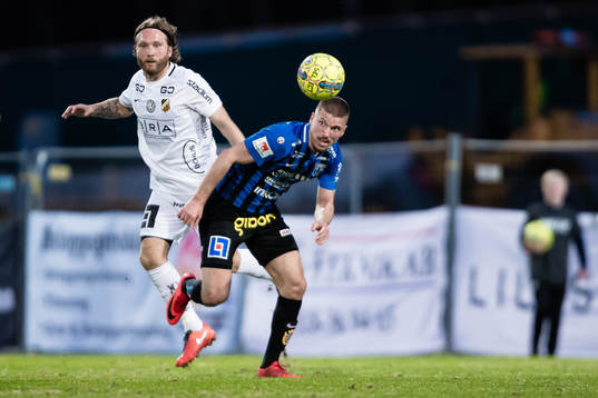 Sirius Shkodran Maholli och Häckens Emil Wahlström