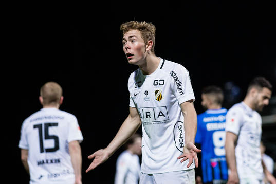 Häckens Joel Andersson reagerar