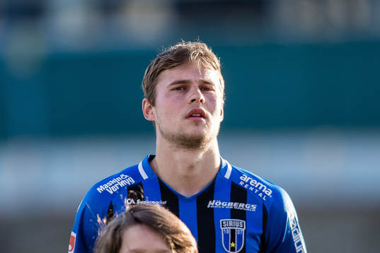 Sirius Sam Lundholm innan fotbollsmatchen i Allsvenskan