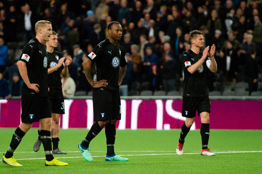 Malmö FFs Carlos Strandberg tackar publiken